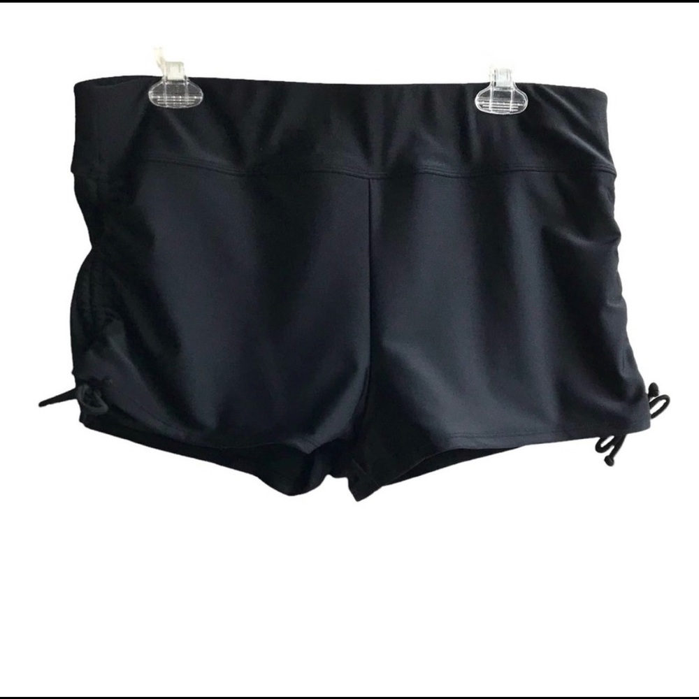 Livi Active Swim Bottoms Swim Shorts Ruched Sides Size 18 Black Swimwear